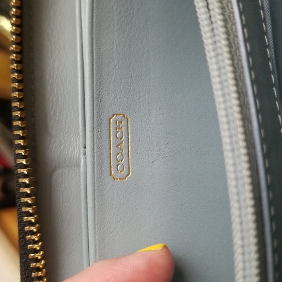 Authentic Coach Longline Wallet🖤 - Picture 4 of 5